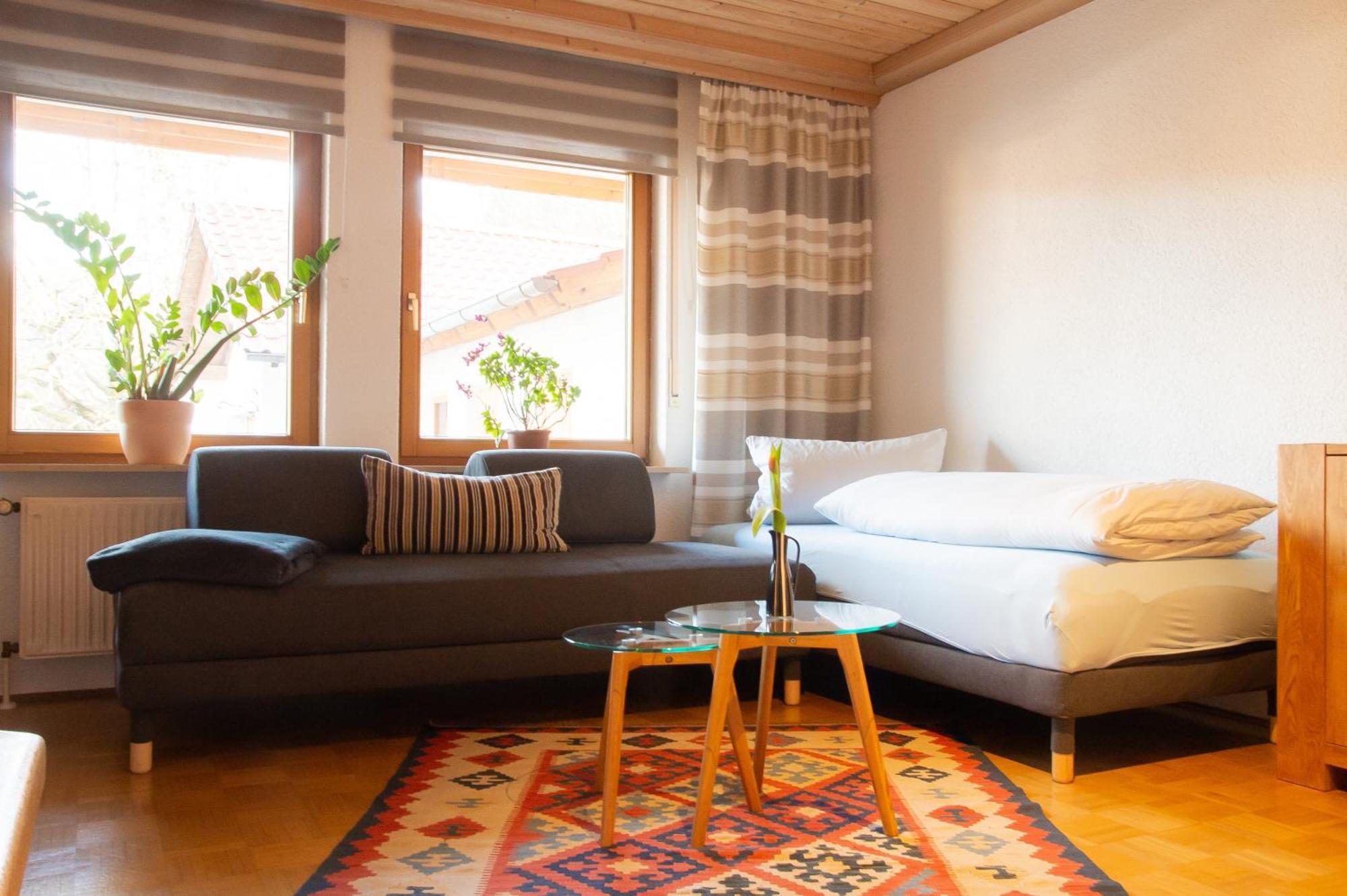 Appartement Ludwigskanal Schwarzenbruck Zimmer foto